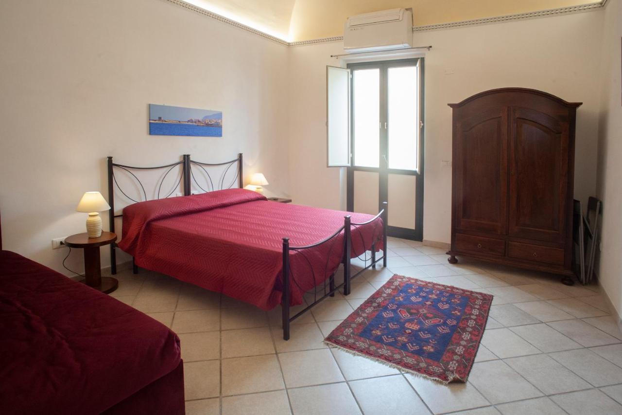 Case Vacanze Residenze Trapanesi Trapani Exterior foto
